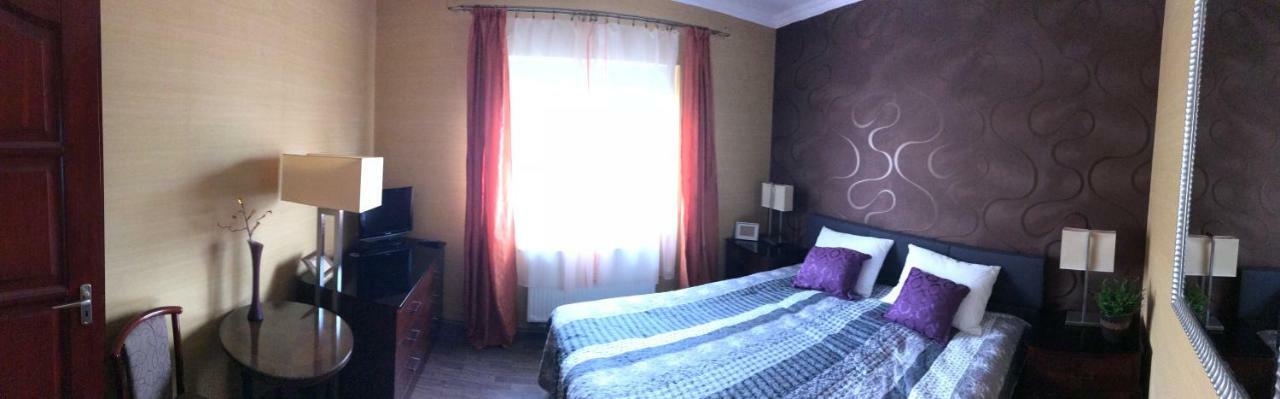 Eden Apartman Algyo Ngoại thất bức ảnh